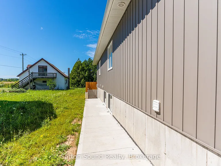 486 Dawson St #LOWER — Photo 3