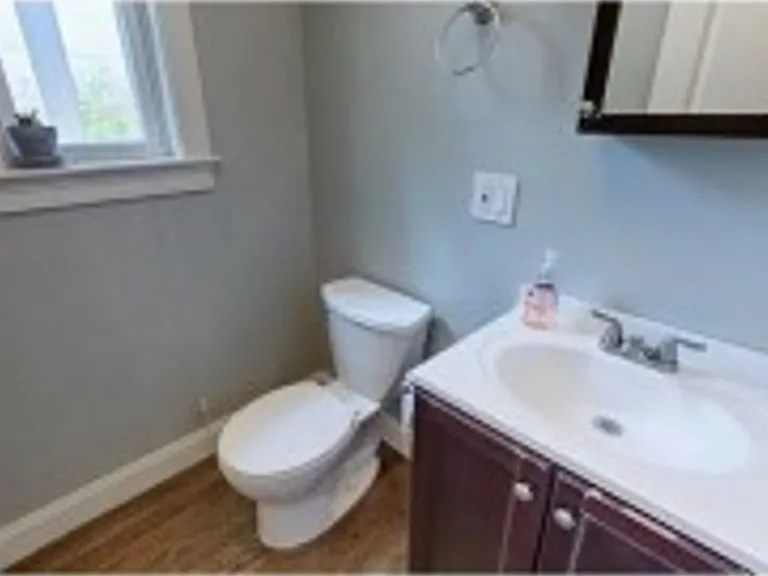 39 Beech Glen St #3 — Photo 10