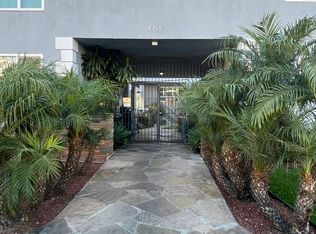Cloverdale - 461, Los Angeles, CA 90036