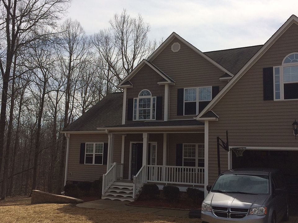 1st image of 158 Fountain Dr