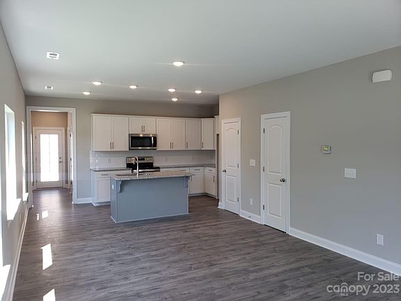 2nd image of 119 E Pine St #8