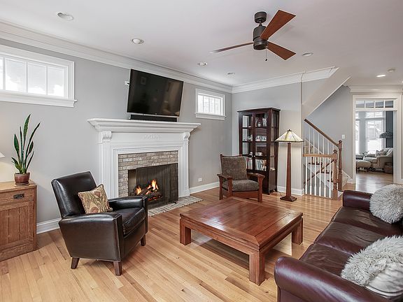 2nd image of 629 N Kenilworth Ave