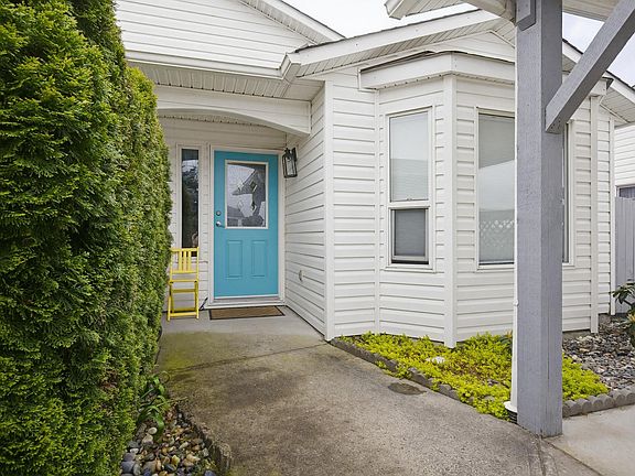 3rd image of 45918 Knight Rd #75B