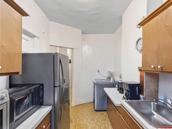 204 East 31st Street image 18 of 28