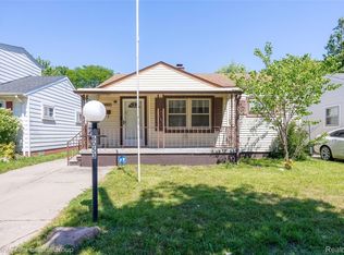6053 John Daly St, Taylor, MI 48180
