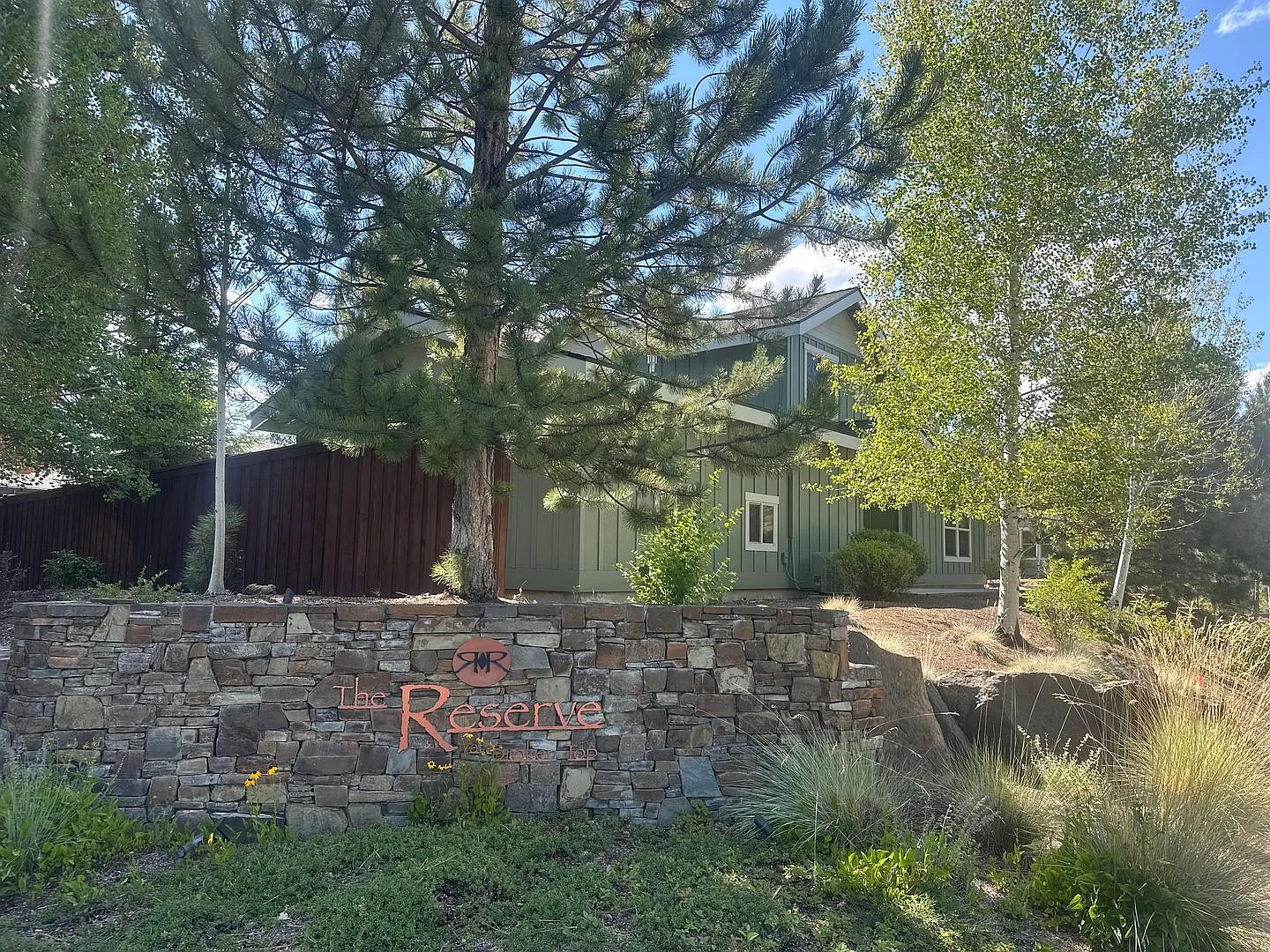 Beautiful Trailside home right near Northwest Crossing! — Photo 1
