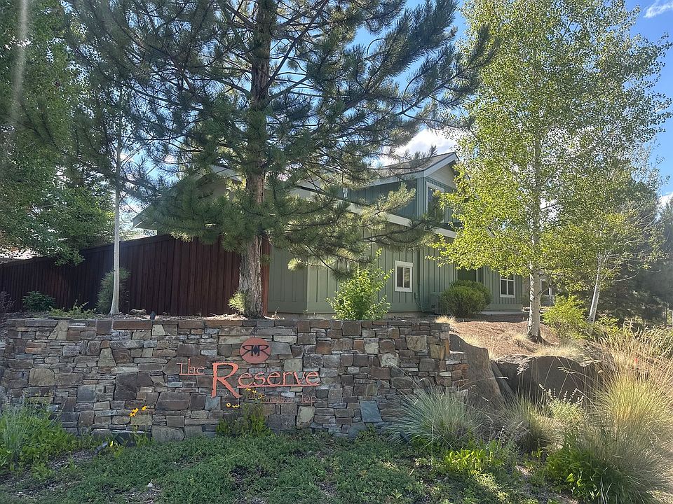 1st image of 115 NW Mount Washington Dr