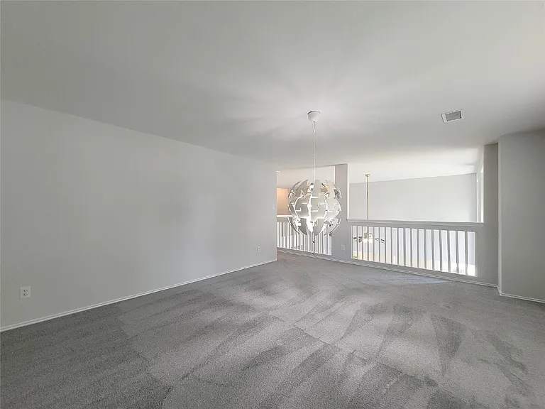 19726 Lindenfield Ct — Photo 37