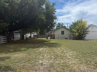 708 W 5th St, Ogallala, NE 69153