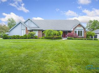 3002 Secretariat Rd, Toledo, OH 43615