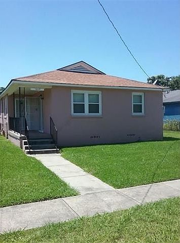 1st image of 1669 Shirley Dr
