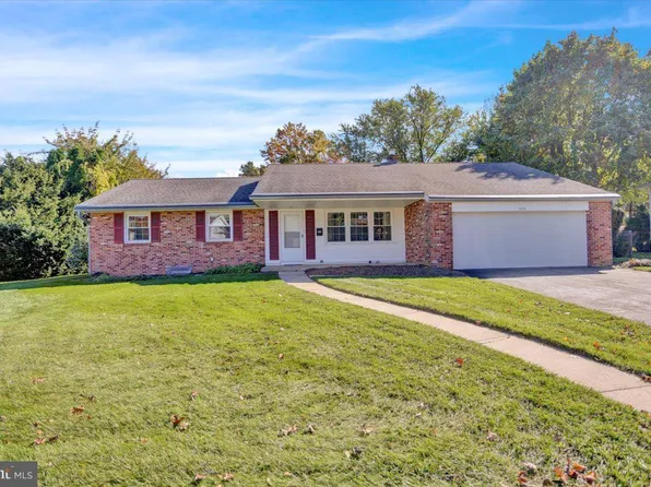 1645 Sherwood Rd, Wyomissing, PA 19610