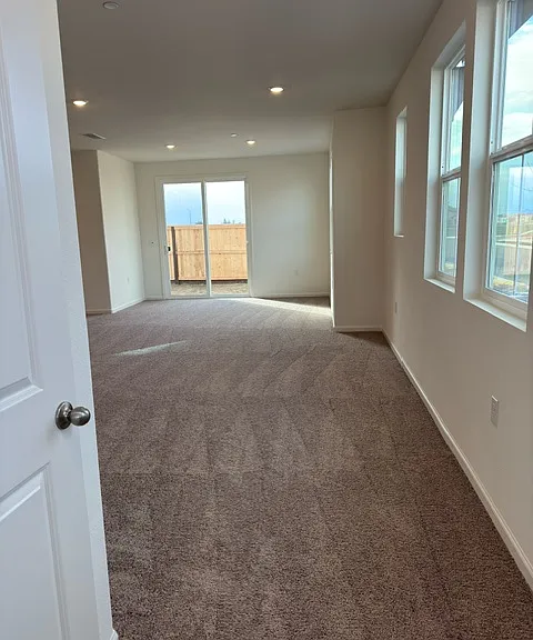 1809 Apiary Way — Photo 12