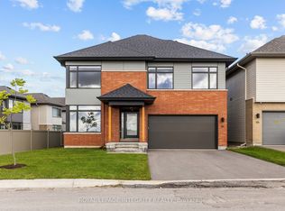 151 Rockmelon St, Ottawa, ON K1X0K6