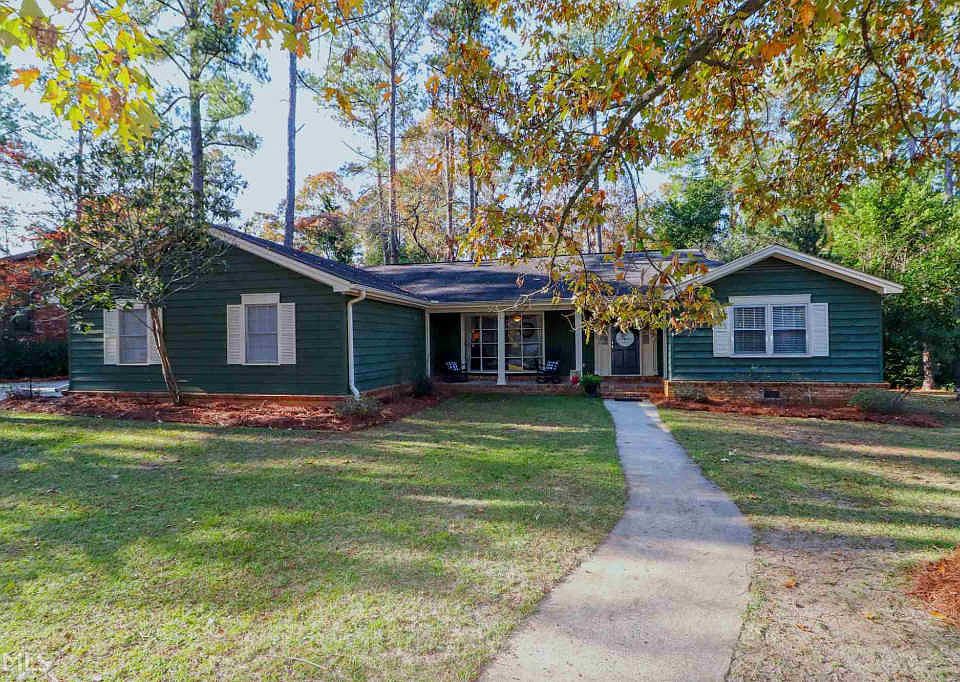 1st image of 103 Fox Glen Dr
