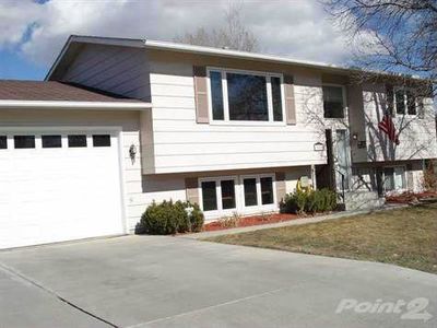 3661 Rosebud Dr, Billings, MT, 59102