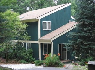 88 Skylark Rd, Bloomingburg, NY 12721