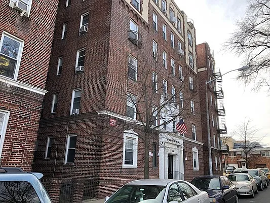 Rented by John Tsavalos LREB | media 8