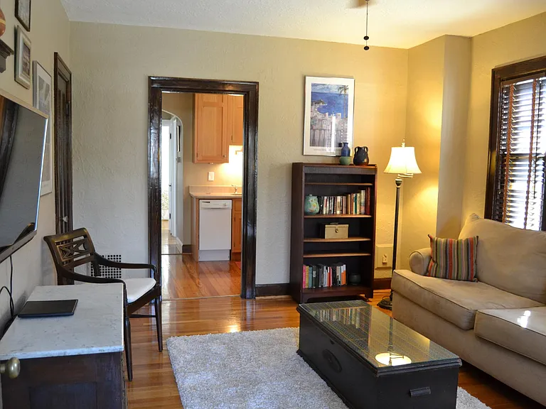 908 Ellison Ave #2 — Photo 17