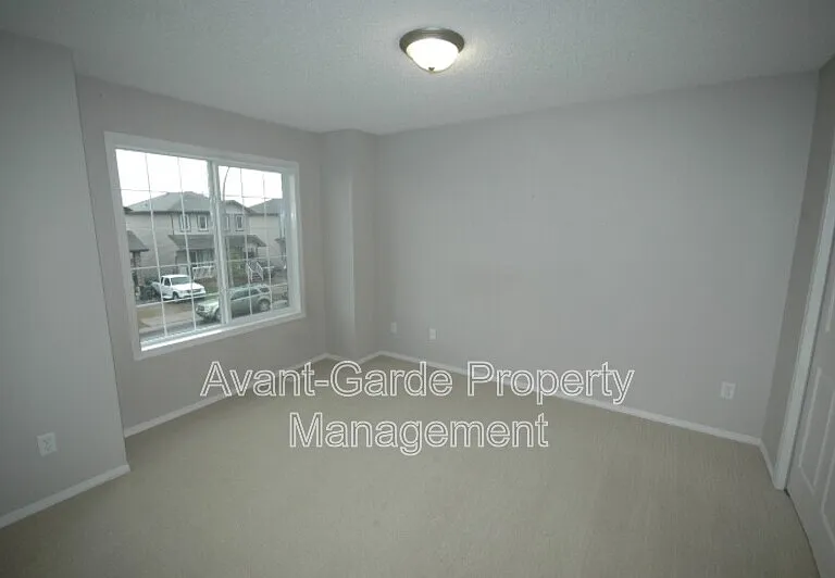 57 Vaughn Ave — Photo 7
