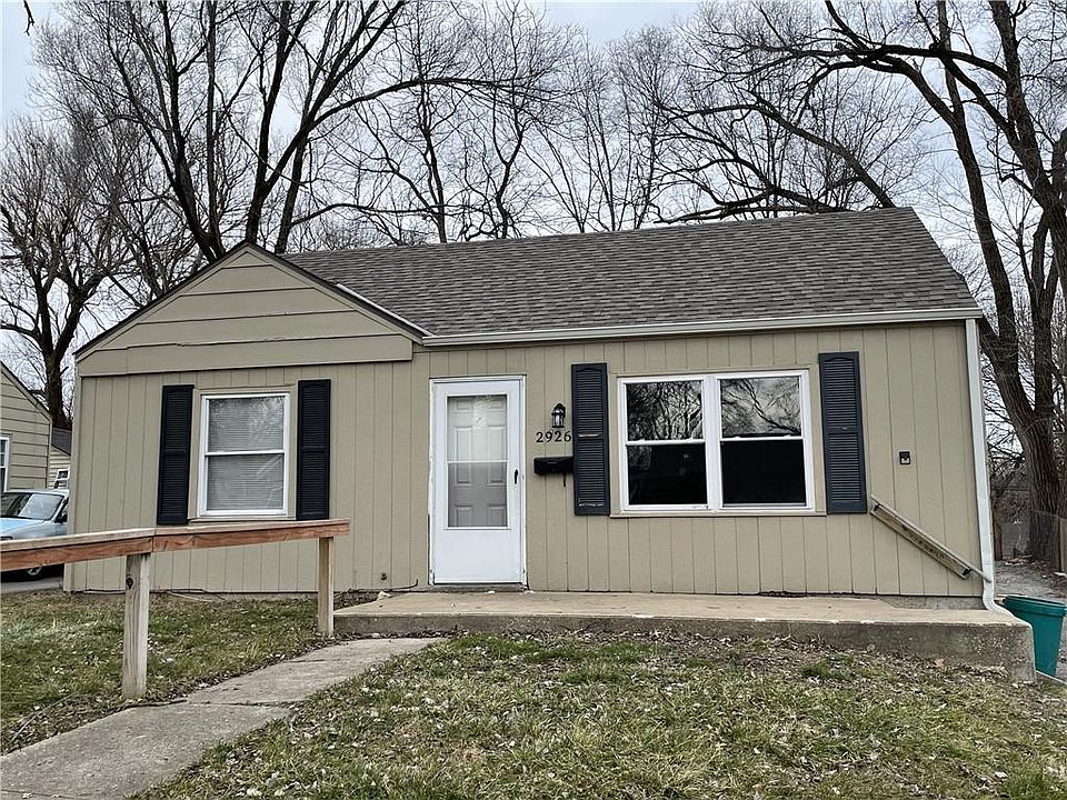1st image of 2926 S 51st Ter