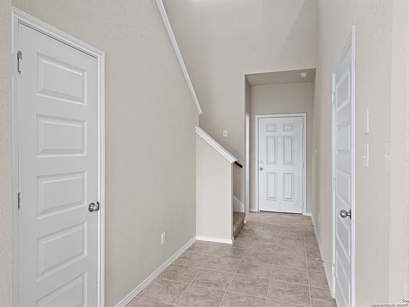 3rd image of 5426 Shasta Pl