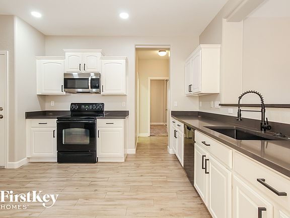 4th image of 7226 S 54th Ln