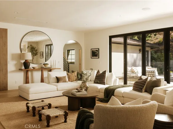 17930 Karen Dr, Encino, CA 91316