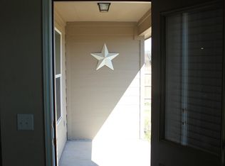 531 Luna Vista Dr, Hutto, TX 78634