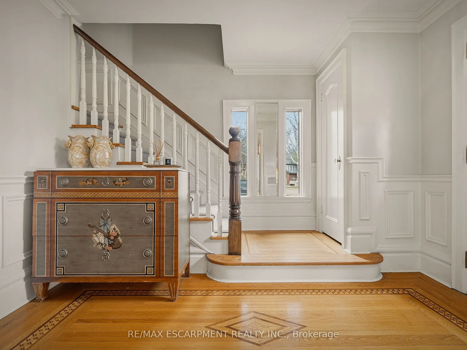 5 bed, $6,800 — Photo 4