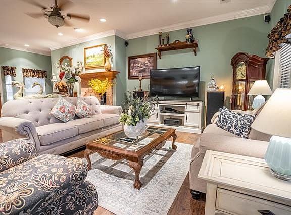 5th image of 2644 W Alamosa Dr