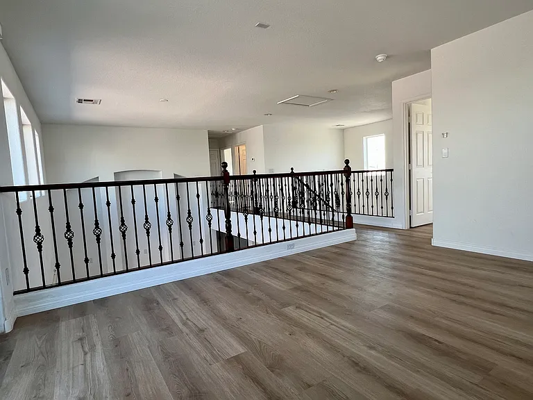4337 Governors Hill St — Photo 10