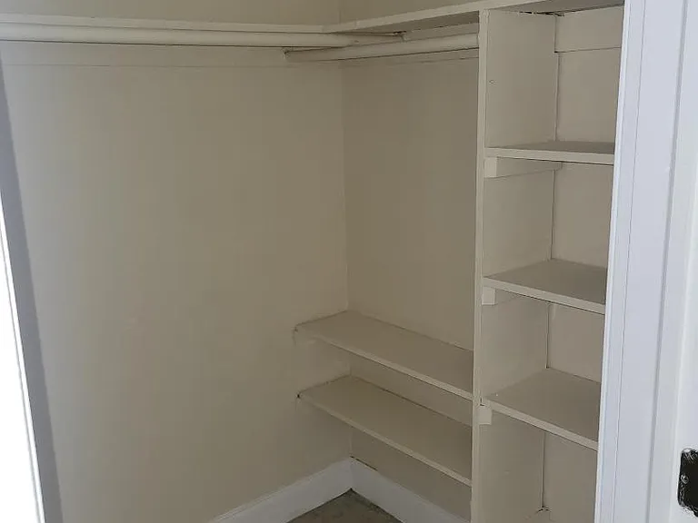 Unit Photo