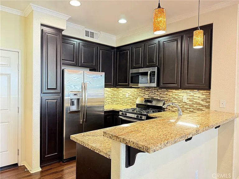10510 Maple Ln — Photo 8