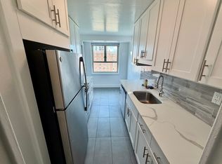 (Undisclosed Address), Fresh Meadows, NY 11365