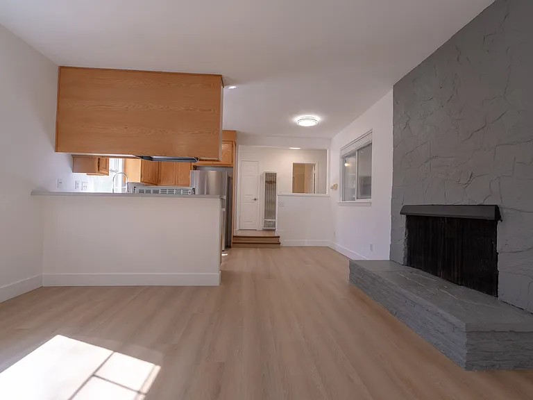 1215 Hidden Creek Pl #B — Photo 3