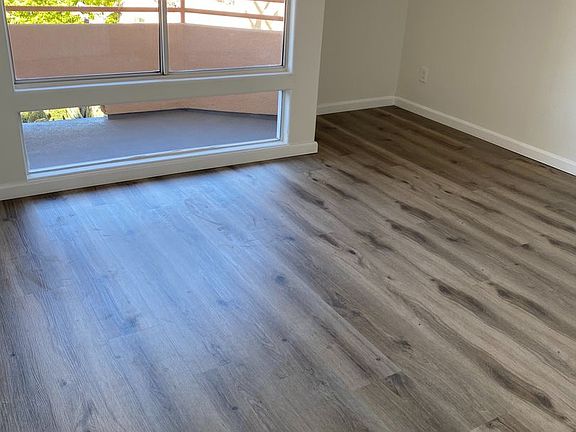 4th image of 813 Alpine St APT 209