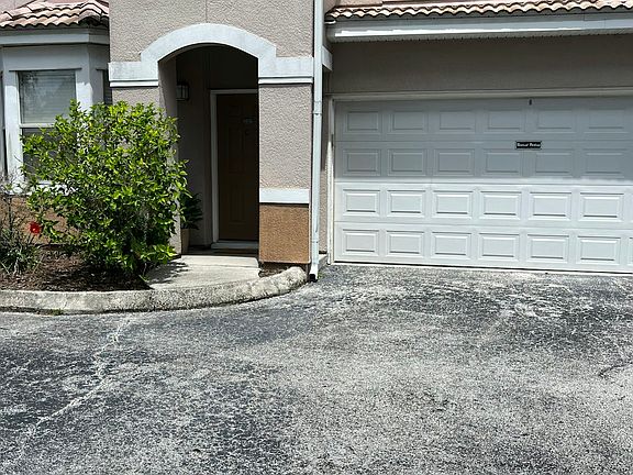 2nd image of 18036 Villa Creek Dr