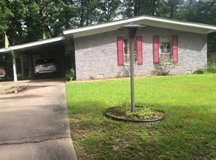 5815 Freeland Dr, Little Rock, AR 72209