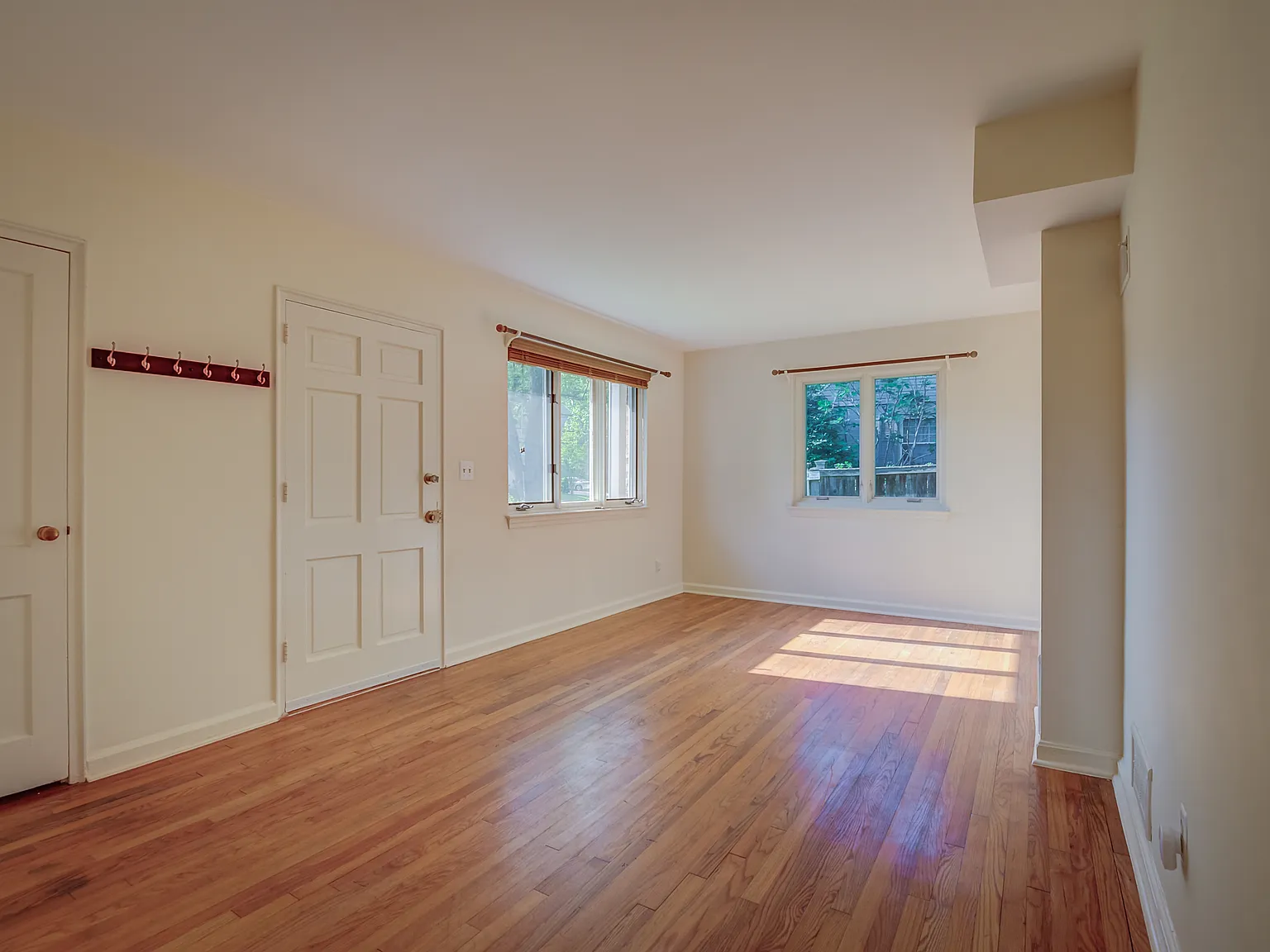3350 - 9011 Lindale Drive - 1 — Photo 3