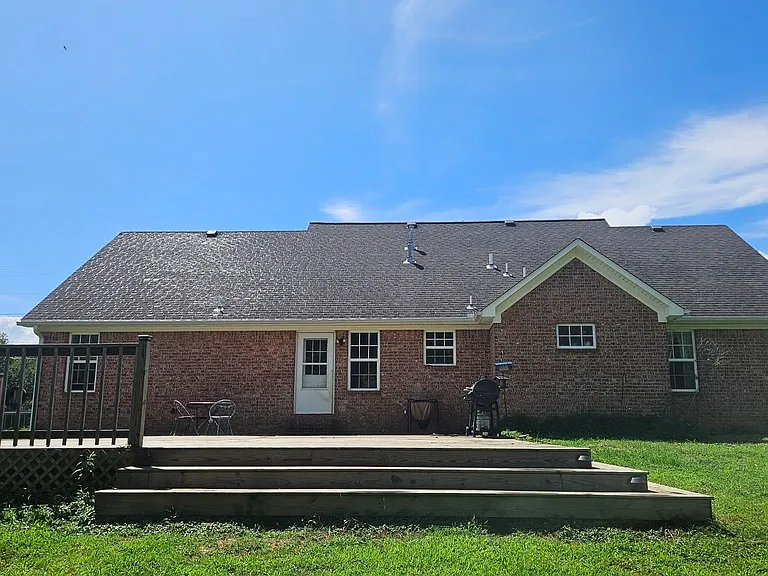 82 Wilkinsville Rd W — Photo 2