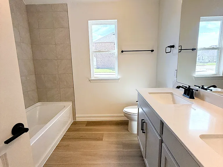 4349 Noble Ln — Photo 28