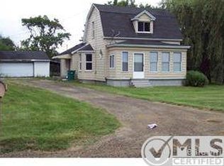 5821 Beck Rd, Van Buren Township, MI 48111