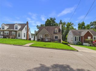 1814 Worthington St, Parkersburg, WV 26101