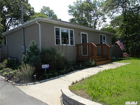 2nd image of 117 Rosemary Ln