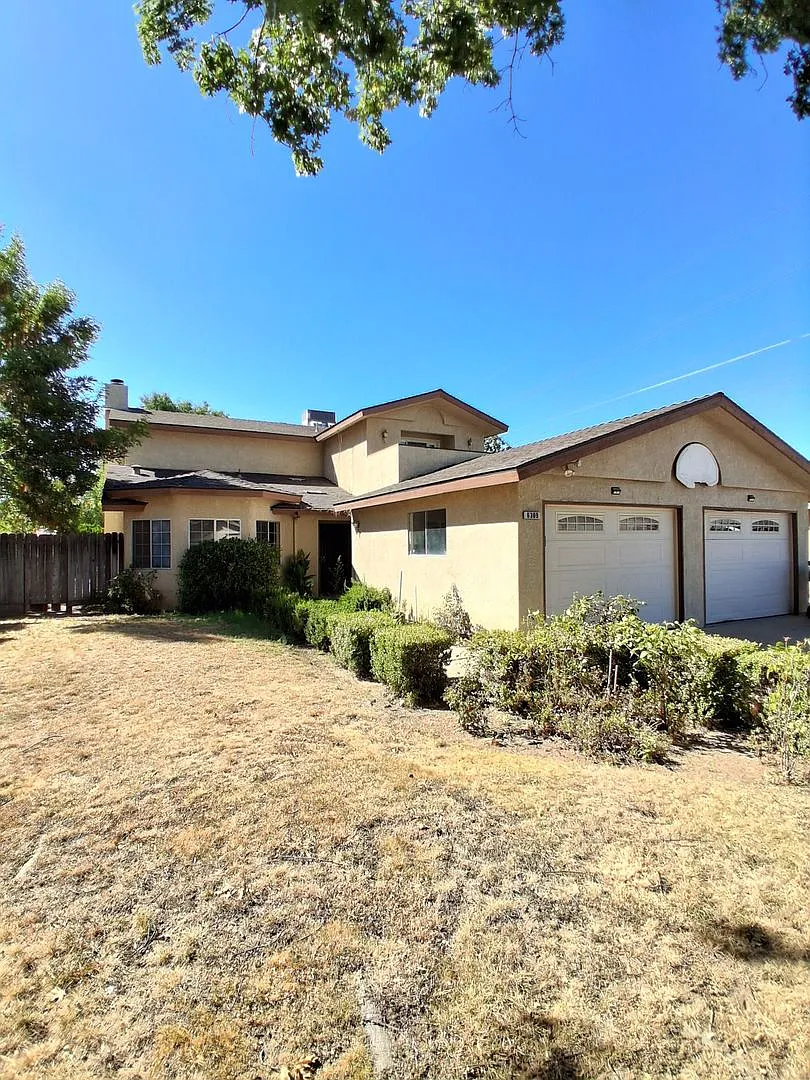 3 Bedroom 2 Bath Home Located in NW Fresno (Fig Garden Loop Area)! — Photo 3