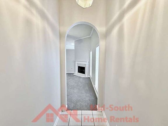 5th image of 2150 Berry Bush Ln
