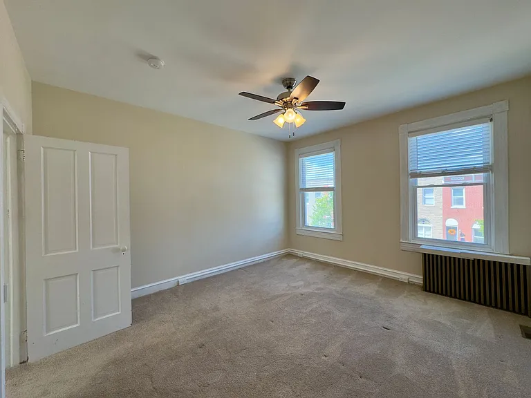 311 S East Ave — Photo 17
