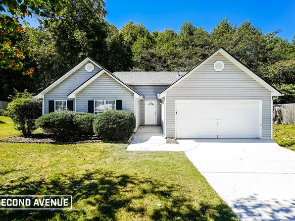 10784 Knotty Pine Pl, Hampton, GA 30228