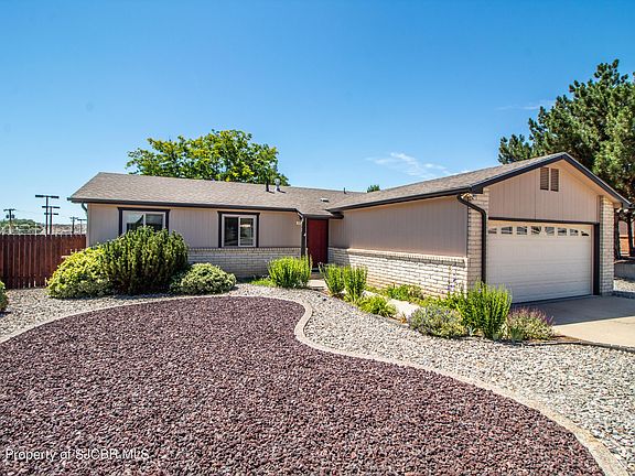 2nd image of 5711 Plaza Dr